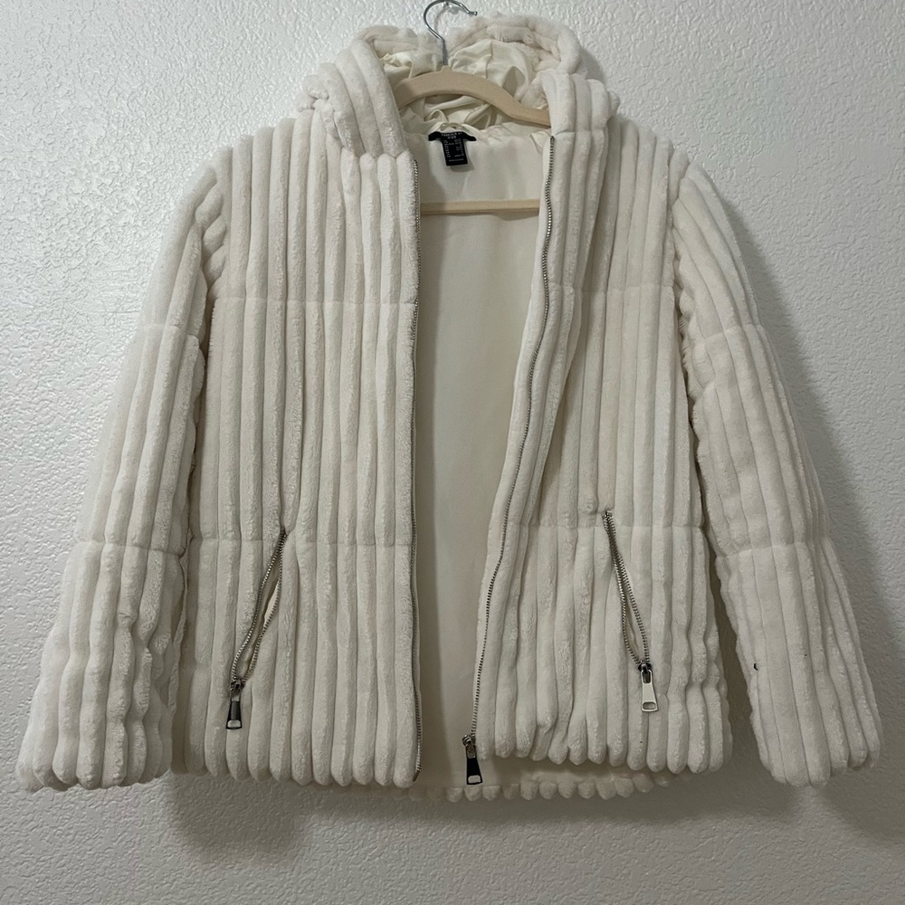Forever 21 kids white/cream formal jacket